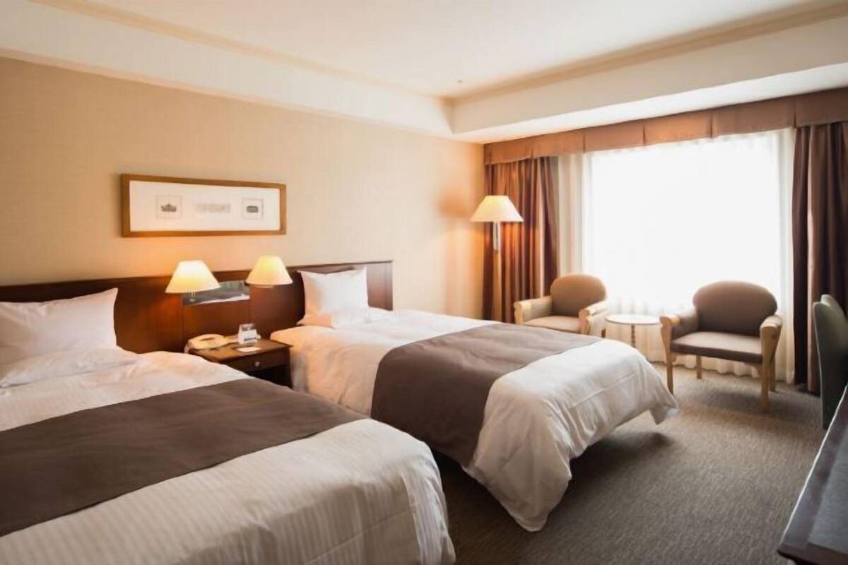 In-room safe, desk, iron/ironing board, free WiFi