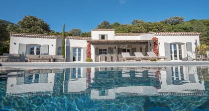 GULF OF ST TROPEZ - SEA VIEW VILLA - HEATED POOL - SOUTH FACING