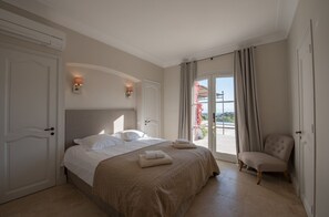 4 Schlafzimmer, Bügeleisen/Bügelbrett, Reisekinderbett, kostenloses WLAN