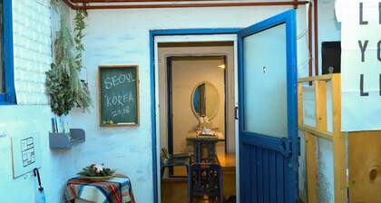 Janice's Traditional House