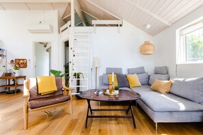 Fernseher, Kamin, Arbeitsbereiche