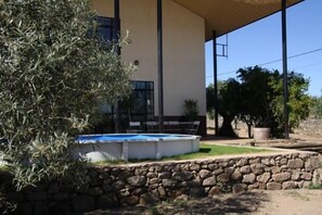 Property grounds - Rural house (full rental) El Olivar del Marqués for 26 people (Santa Cruz de la Sierra)