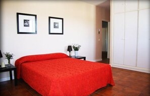 10 Schlafzimmer, WLAN