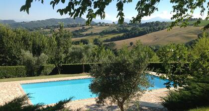 Villa with pool, few minutes from the beach, with magnificent view