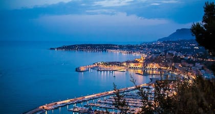 PENTHOUSE MIT JACUZZI MEERBLICK ZWISCHEN MONACO UND DER ITALIENISCHEN GRENZE