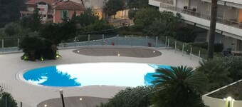 Betoverend uitzicht op de oude Menton