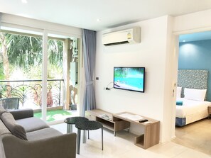 2-ฺBedroom Apartment | Living room | Flat-screen TV, Netflix - Atlantis Condo Resort (Pattaya)