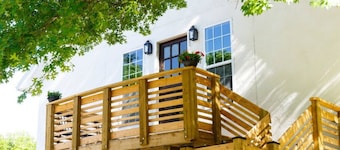 Crescent Hill Carriage House