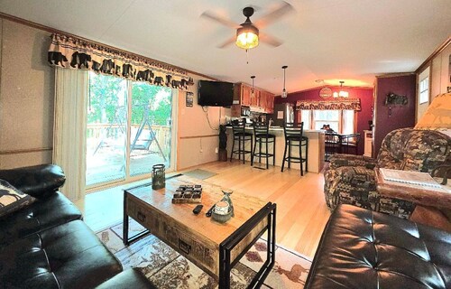 Kodikas koti kotiin vain muutaman minuutin päässä Wis Dellsistä