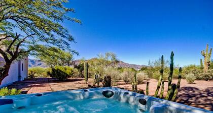 Sleepy Hollow Haven Amazing Superstition Mountain views & Jacuzzi