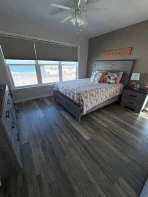 2 bedrooms, iron/ironing board, travel cot, free WiFi
