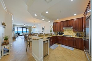 Fridge, microwave, oven, stovetop - Relax with your own slice of "Heaven" at Villa Coyaba 205 4BR Beachfront! (Destin)