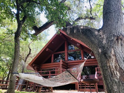 Waterfront Cabin w/ Stunning Lake Views & Porch