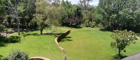 Standard Room, 2 Twin Beds, Non Smoking, Garden View | Exterior