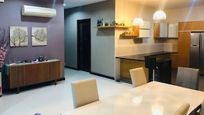 Bungalow Deluxe | Khu vực ăn uống tại phòng