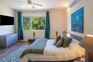 6 bedrooms, in-room safe, desk, iron/ironing board