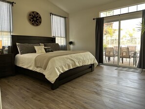 4 bedrooms, iron/ironing board, free WiFi, bed sheets