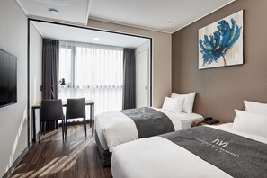Couette en duvet d'oie, rideaux occultants, Wi-Fi gratuit, draps fournis