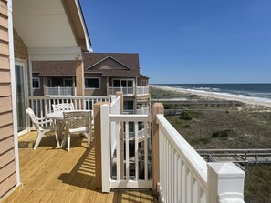 Property grounds - Carolina Beach Oceanfront Three Bedroom Condo (Carolina Beach)