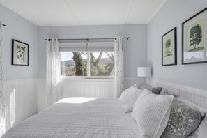 3 dormitorios, tabla de planchar con plancha, cuna de viaje y wifi