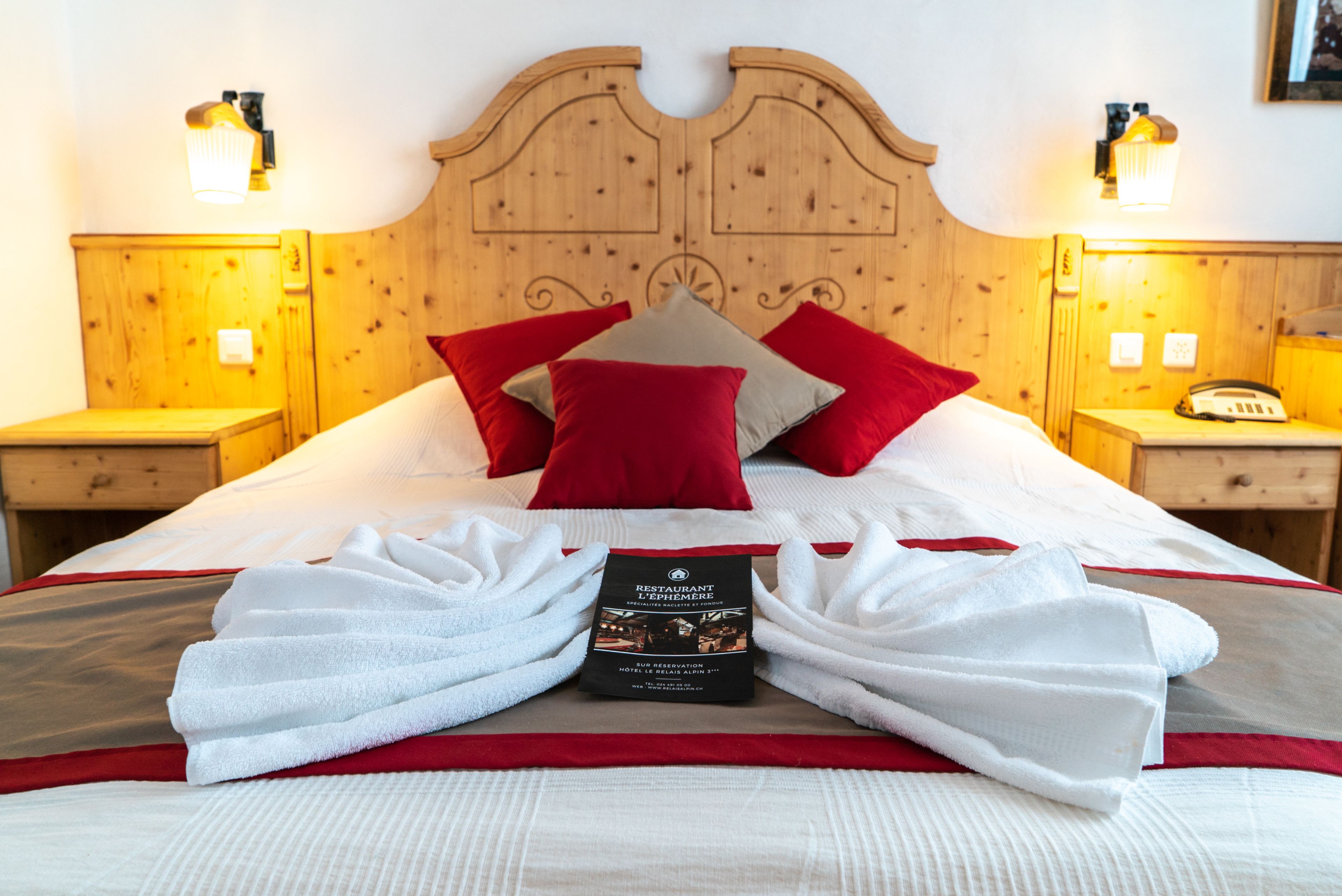 Doppel- oder Zweibettzimmer