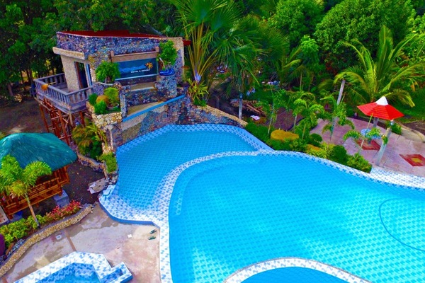 Outdoor pool, free cabanas