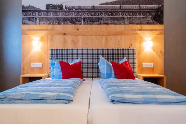Rollaway beds, free WiFi, bed sheets