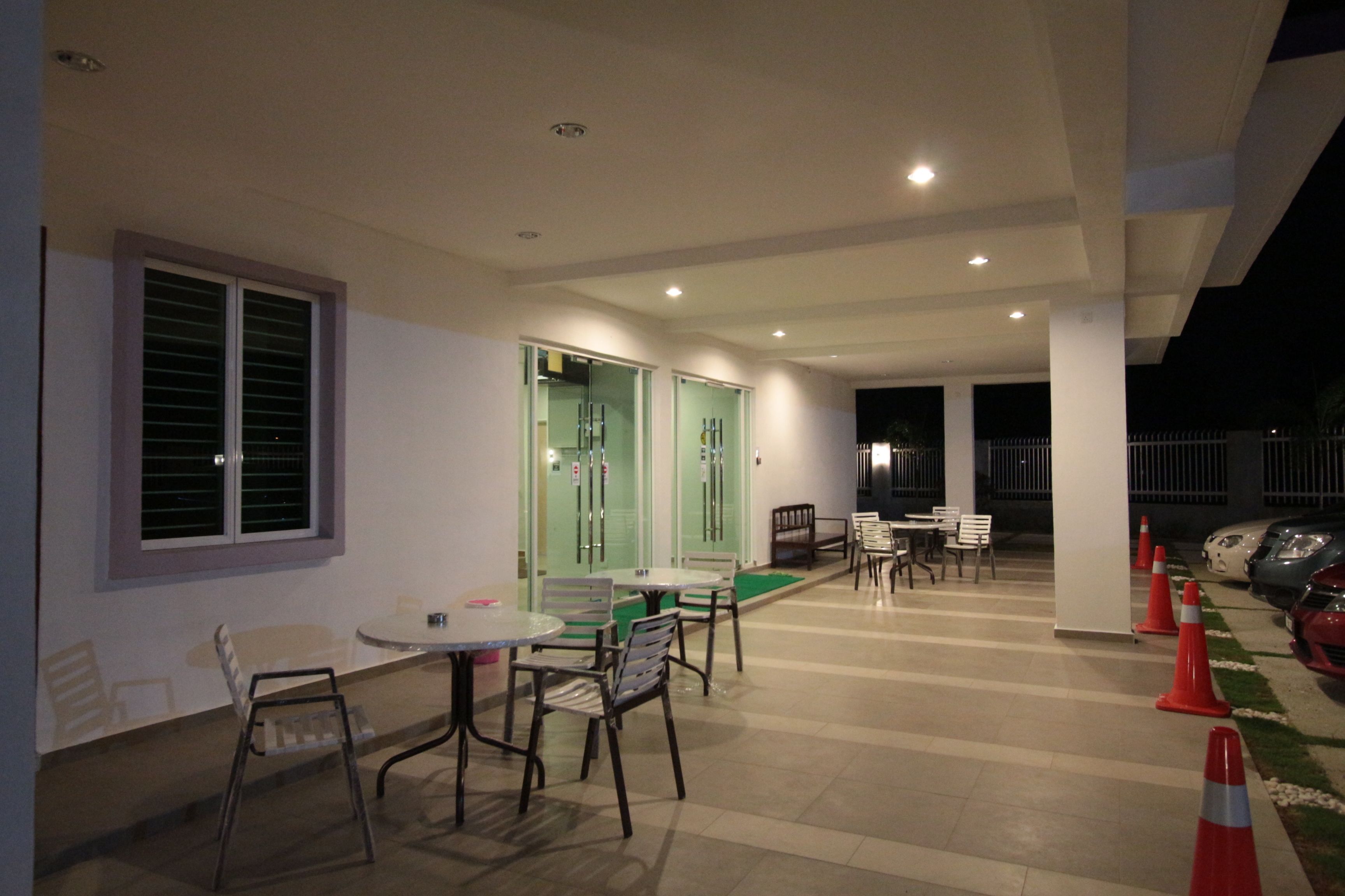 Área de estar no saguão