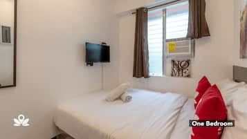 Room, 1 Bedroom | 1 bedroom, desk, free WiFi, bed sheets