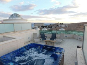 Deluxe Apartment, 3 Bedrooms, Sea View | Terrace/patio