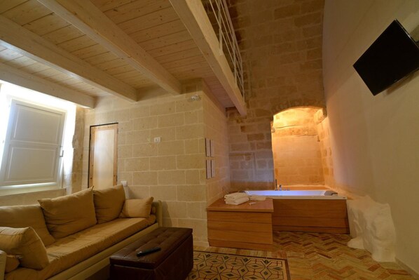 Flat-screen TV - Comera (Matera)
