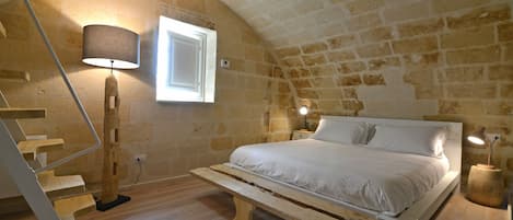 Double Room, Terrace | Minibar, soundproofing, cots/infant beds, free WiFi