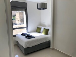 Royal Apartment, 2 Bedrooms, City View