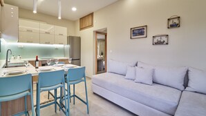 Unclassified image, 5 of 11, button - Emmanouela's Apts (Kissamos)