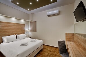 Apartment, Garden View (5) | Egyptian cotton sheets, premium bedding, in-room safe, soundproofing - Emmanouela's Apts (Kissamos)