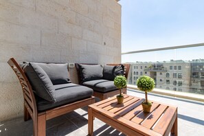 Luxury Apartment, 3 Bedrooms, Garden View | Terrace/patio - New Building 2 BR 2 Bathrooms Parking (Jerusalem)