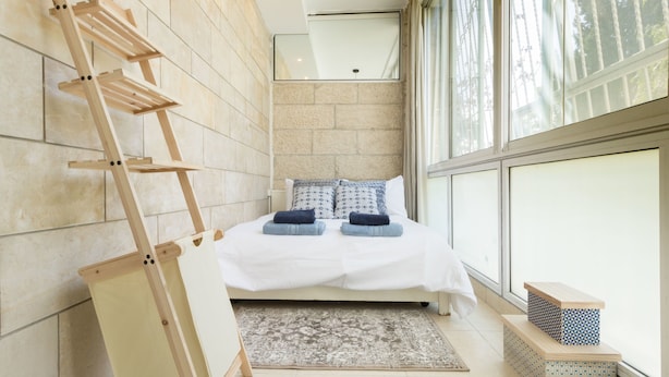 Room - Charming 2BR Best Location in Jerusalem (Jerusalem)