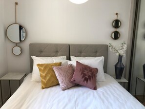 Luxury Apartment, 2 Bedrooms, Non Smoking, City View | 2 bedrooms, iron/ironing board, free cots/infant beds, free WiFi - New Luxurious 2BR front old city Legacy (Jerusalem)