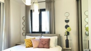 Unclassified image, 3 of 19, button - New Luxurious 2BR front old city Legacy (Jerusalem)