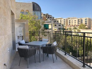 Luxury Apartment, 2 Bedrooms, Non Smoking, City View | Balcony - New Luxurious 2BR front old city Legacy (Jerusalem)