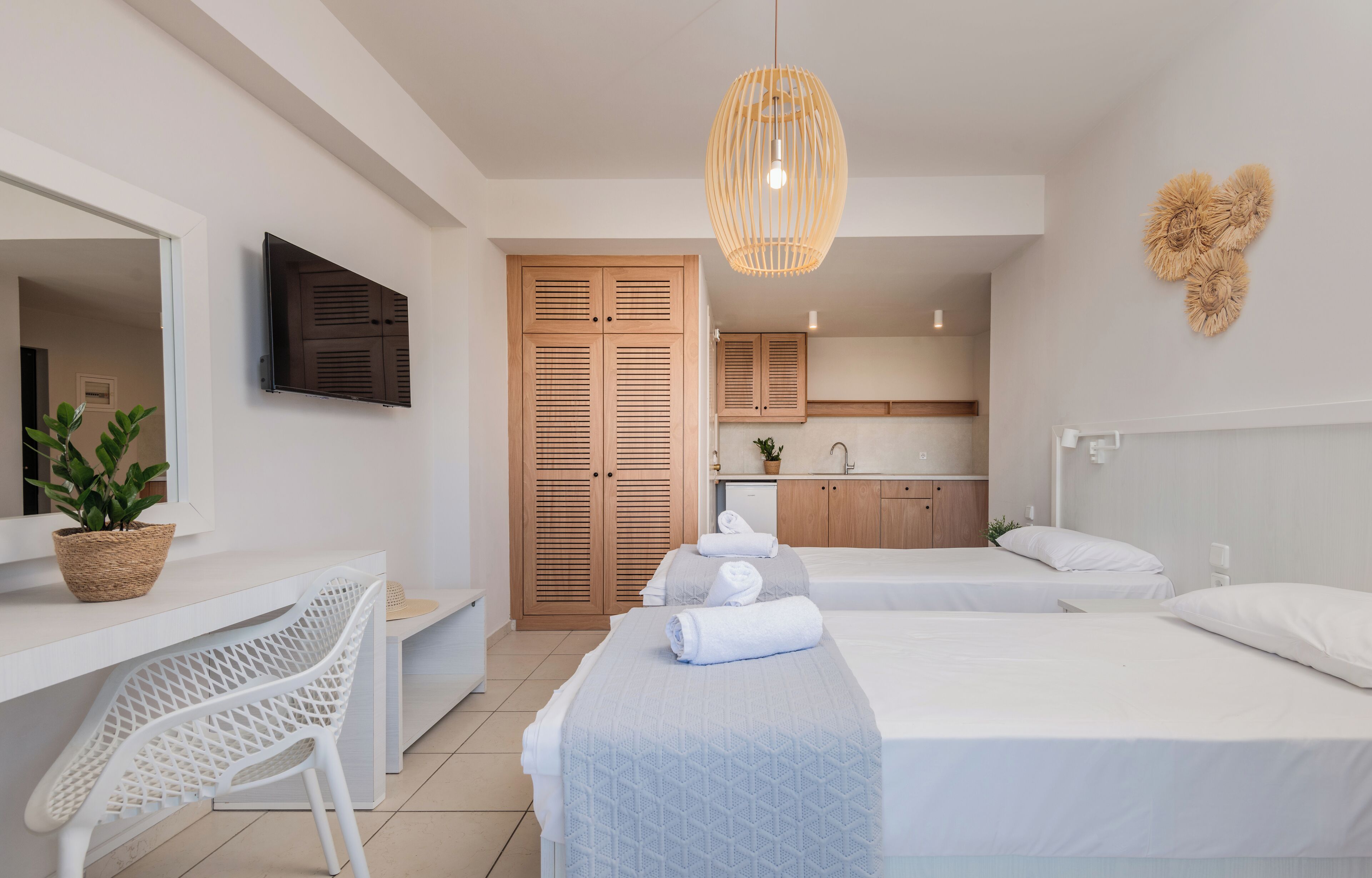 apartment, balcony | 1 bedroom, iron/ironing board, free wifi, bed sheets