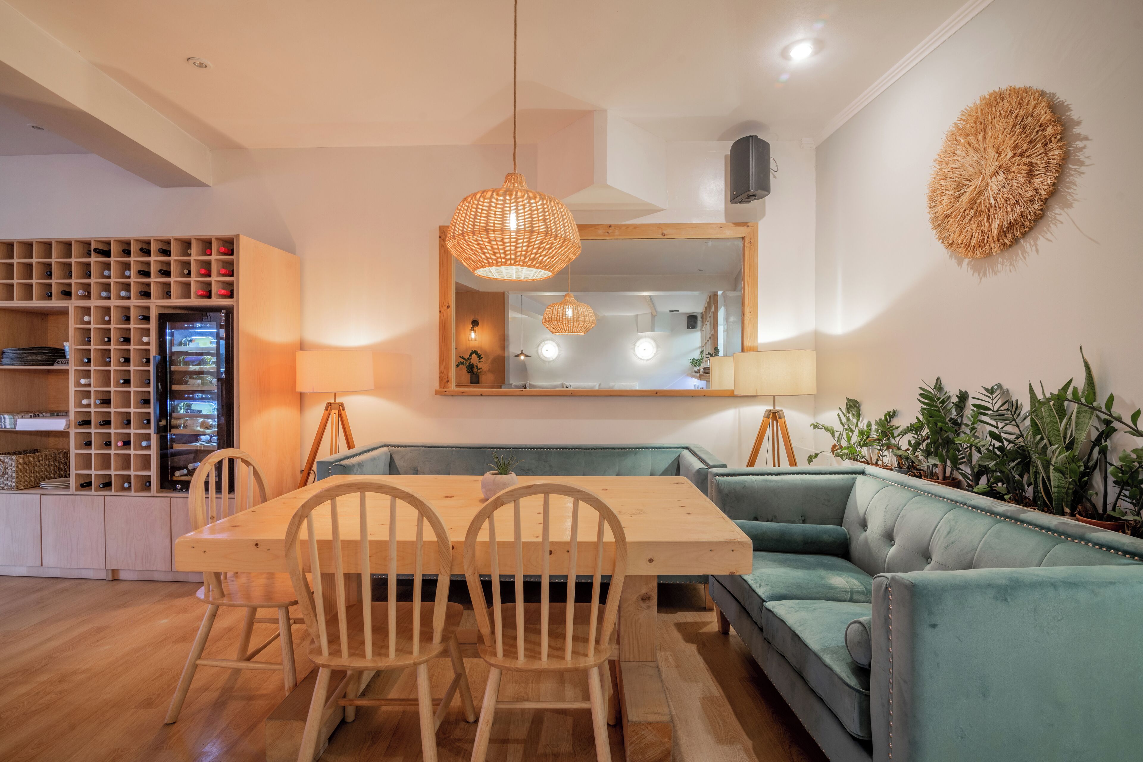 breakfast and dinner served