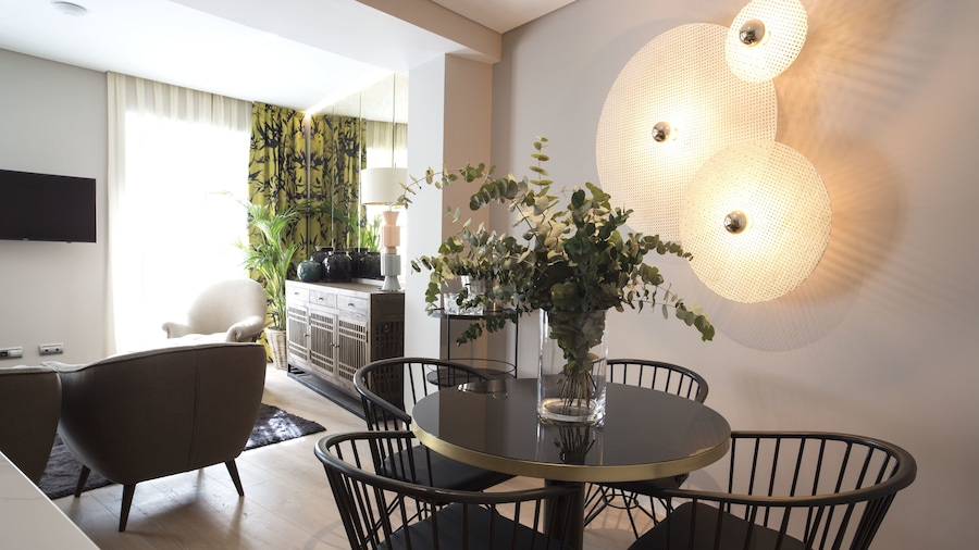 U-Sense Madrid Santa Ana