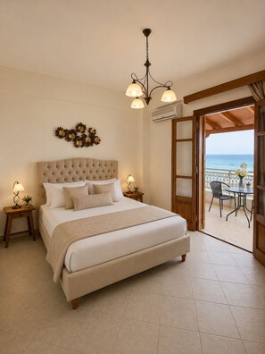 Minibar, in-room safe, individually decorated, individually furnished - Sofotel (Pylos-Nestoras)