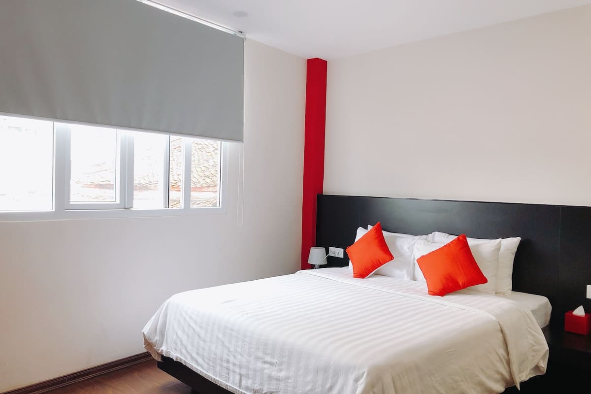 Superior Double Room (Without Window) | Premium bedding, in-room safe, desk, blackout drapes