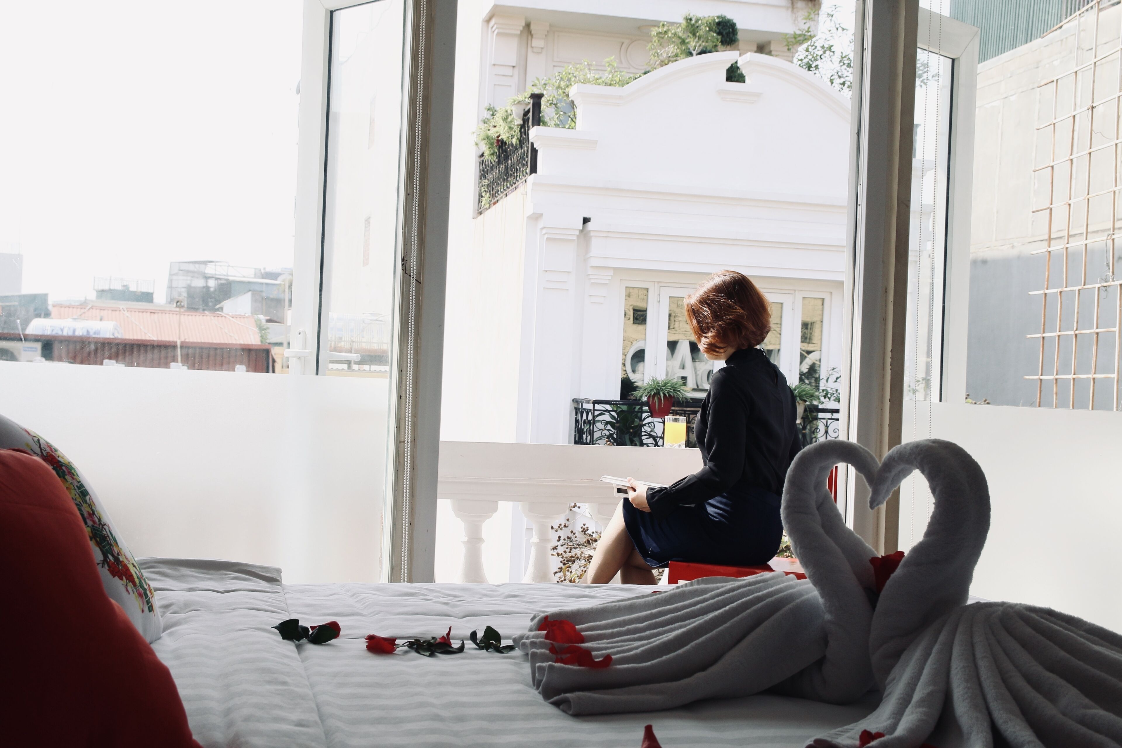 Quarto luxo, sacada | Roupas de cama premium, cofres nos quartos, escrivaninha