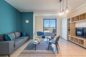 Royal Penthouse, Multiple Beds, Non Smoking | Living room | Flat-screen TV - Magical Penthouse Center Jerusalem (Jerusalem)