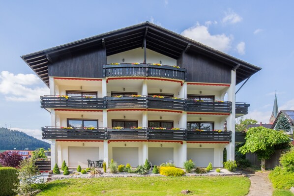 Front of property - BSW - Schwarzwaldhotel Baiersbronn (Baiersbronn)