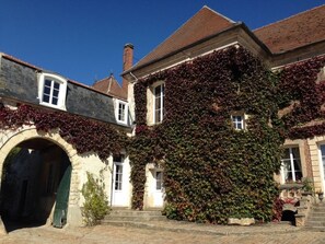 Entrée de l’hébergement