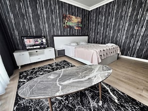 Estúdio clássico | Roupas de cama premium, individualmente decorados